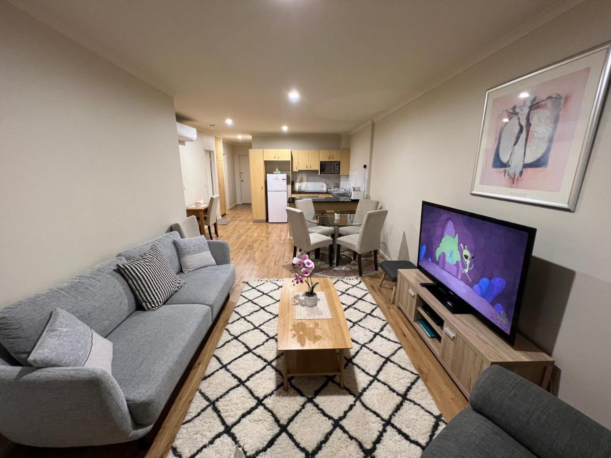 Adelaide Central Apartment - 3Br, 2Bath & Carpark Exterior photo